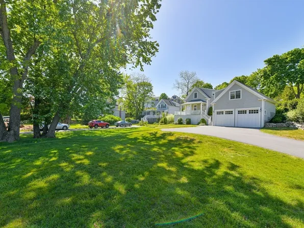 36 Stockbridge St, Cohasset, MA 02025