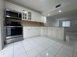 1907 SW 107th Ave APT 807, Miami, FL 33165
