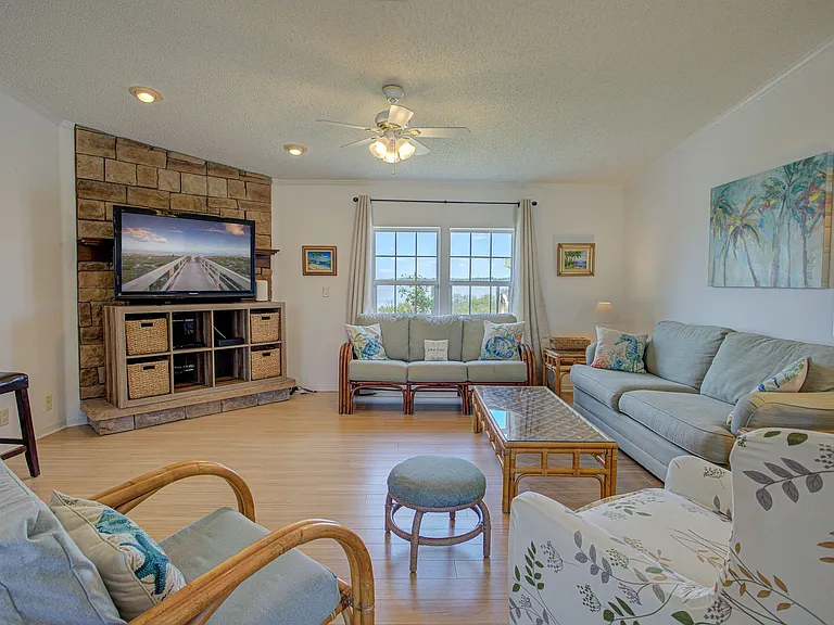 6347 Salado Rd — Photo 6
