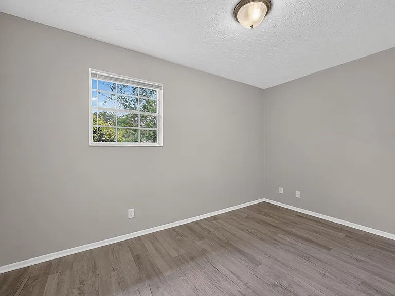 1083 Stokes St — Photo 24