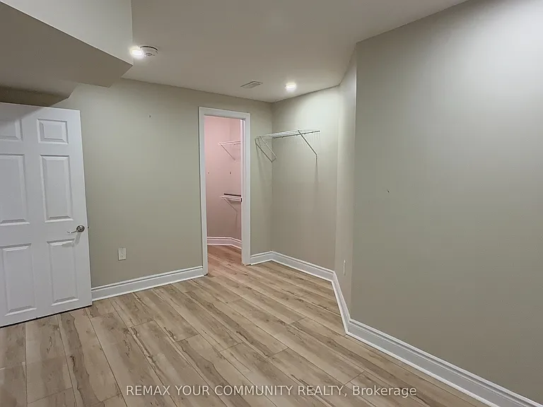77 Ernest Biason Blvd #LOWER LEVEL — Photo 21