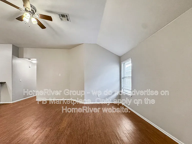 1729 Everglade Ct — Photo 7