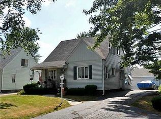 1915 Rivard Rd, Toledo, OH 43615