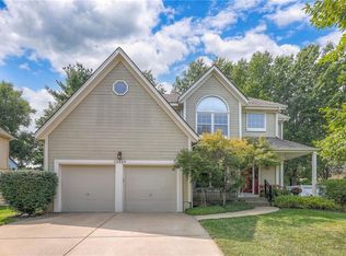15220 Outlook St, Overland Park, KS 66223