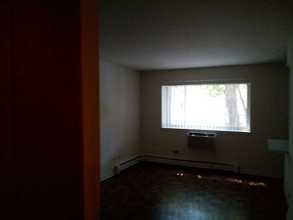 5th image of 2269 N Hampden Ct #101