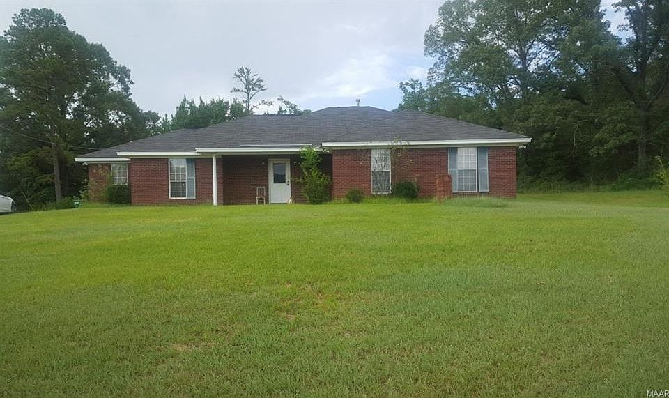 2nd image of 618 Bob Rd