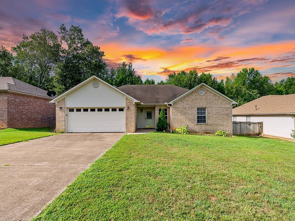 1st image of 1309 Riverwood Dr