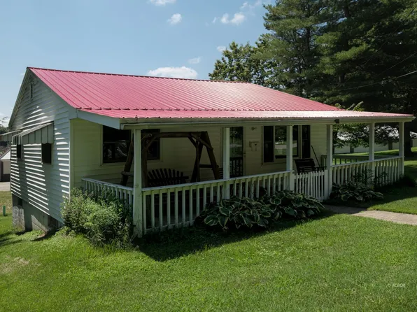 773 Grant St, Middleport, OH 45760