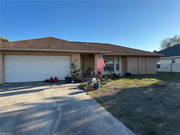 8312 Bahamas RD, FORT MYERS, FL 33967