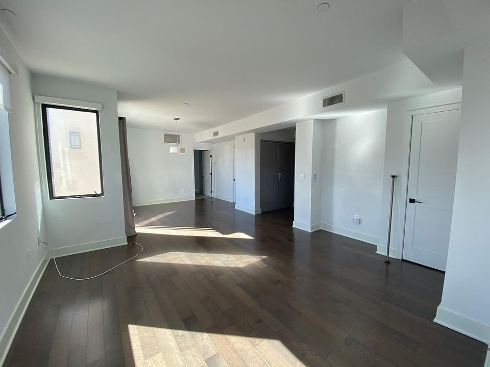 1st image of 1817 S Prosser Ave #501