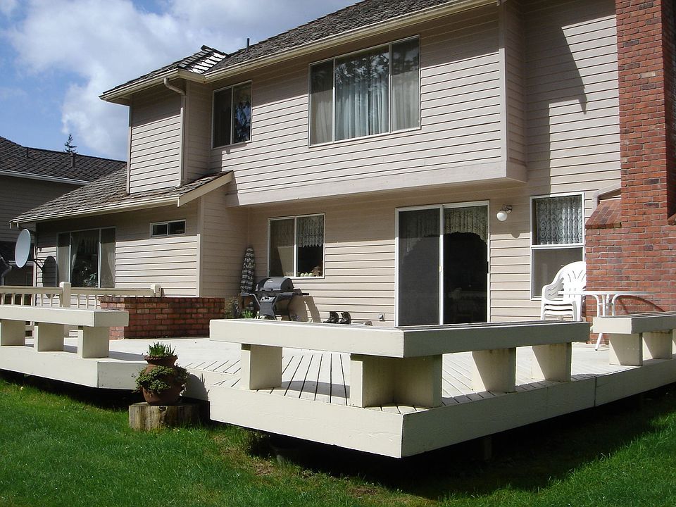 2nd image of 13817 SE 188th St