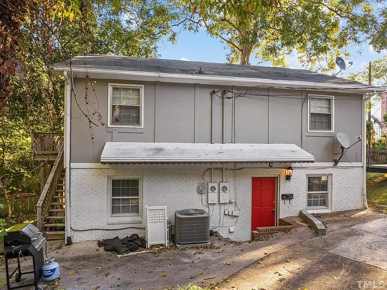 1823 White Oak Rd #B — Photo 17