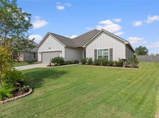 9430 Volterra Ave, Daphne, AL 36526
