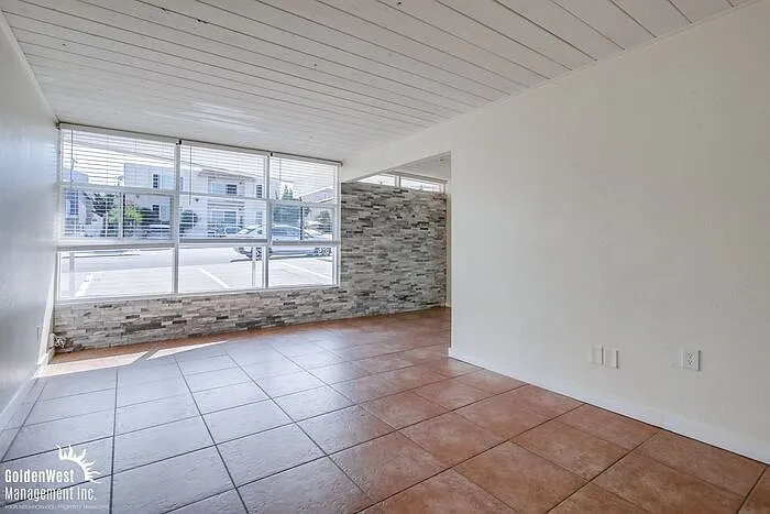 4342 Temecula St — Photo 4
