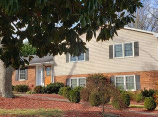 541 Hearthside Dr, Winston Salem, NC 27104