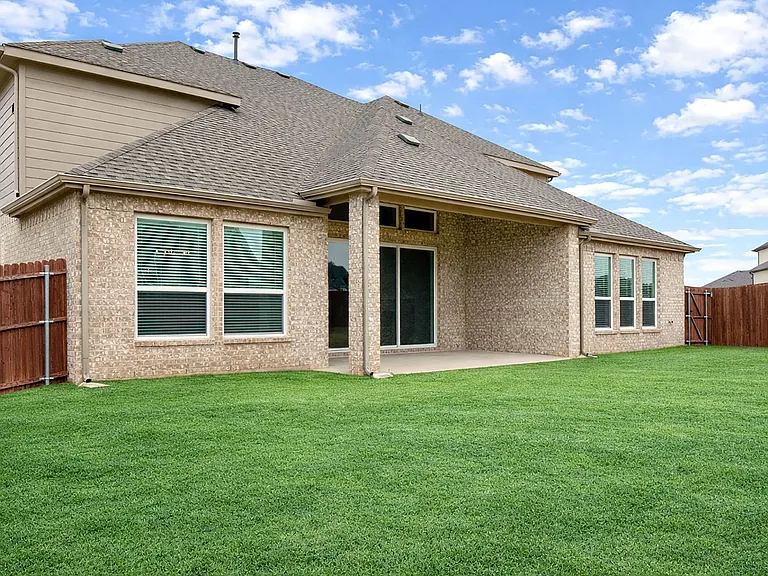 1609 Whisperwood Way — Photo 36