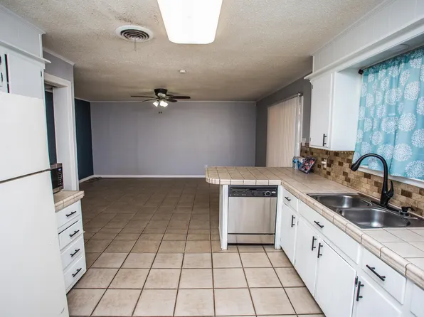 5501 9th St, Lubbock, TX 79416