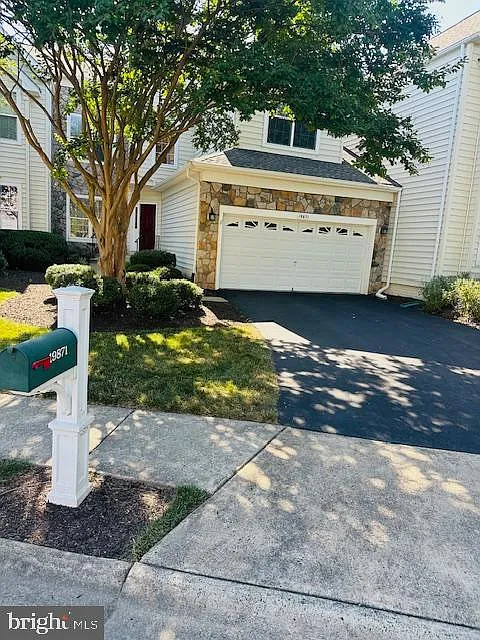 19871 Naples Lakes Ter