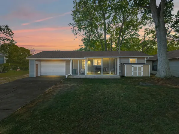 1464 Northview Dr, Hillsdale, MI 49242