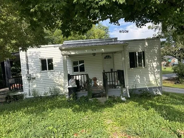 519 Catron St, Marion, VA 24354