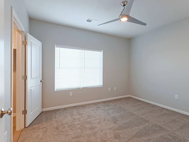 Trailview Apartments at Pioneers Park — Photo 24