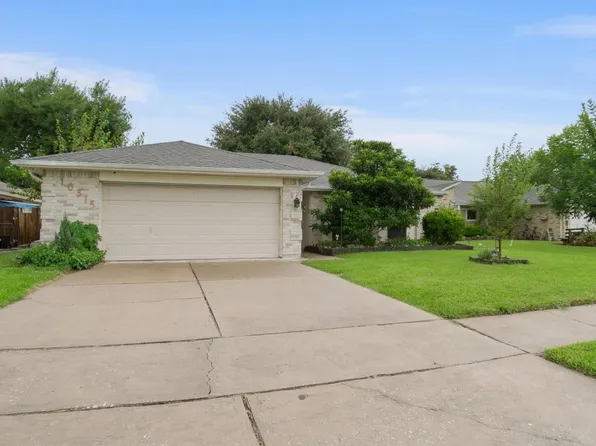 10315 Hollow Canyon Ct, Sugar Land, TX 77498