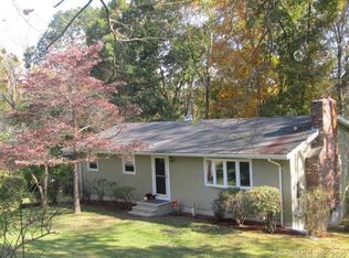 7 Kevin Rd, Niantic, CT 06357