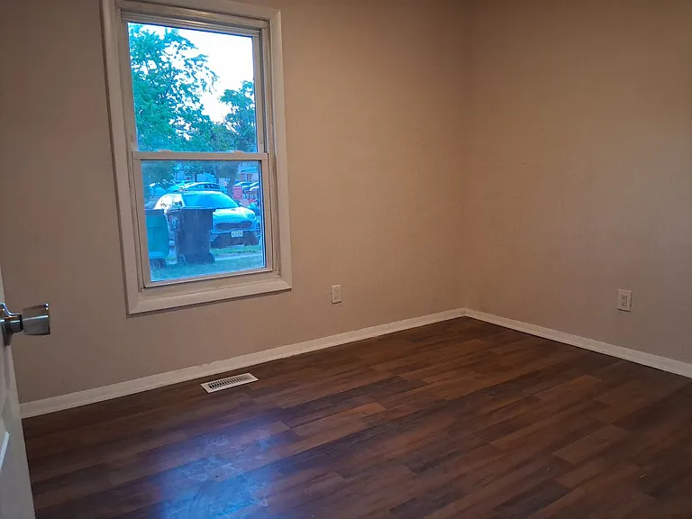 20 Maureen Ct — Photo 11