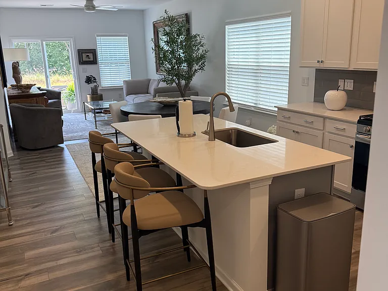 Kitchen island