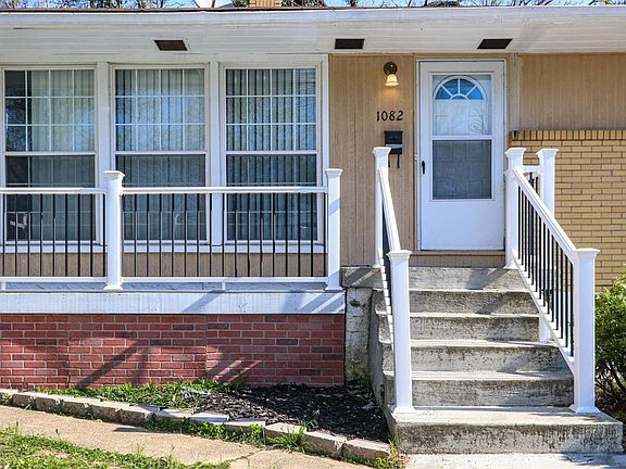 3rd image of 1082 Elda Ln