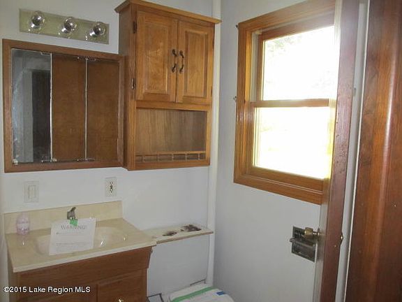 5th image of 11169 Nevada Dr