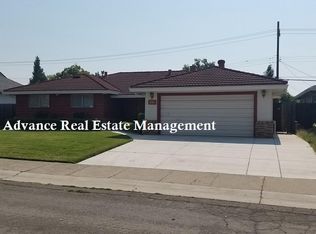 1438 Fruitridge Rd, Sacramento, CA 95822