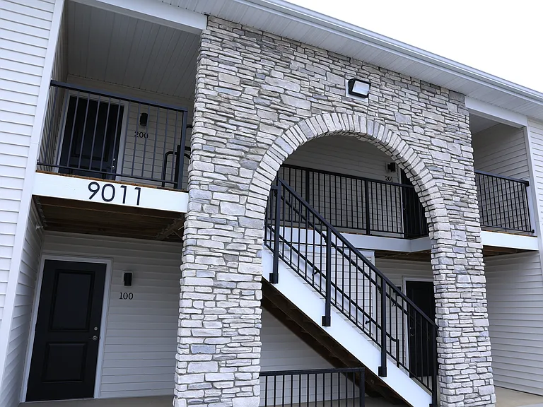 Gateway Apartments — Photo 8