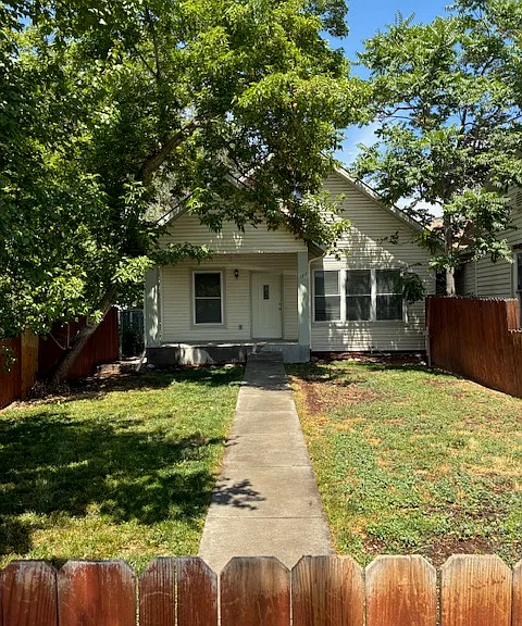 127 S 3rd St — Photo 1