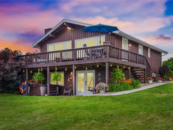 494 Mohawk Cir, Stoystown, PA 15563