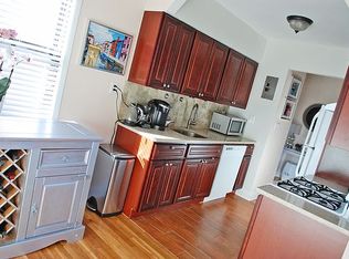 31-66 48th St #3, Astoria, NY 11103