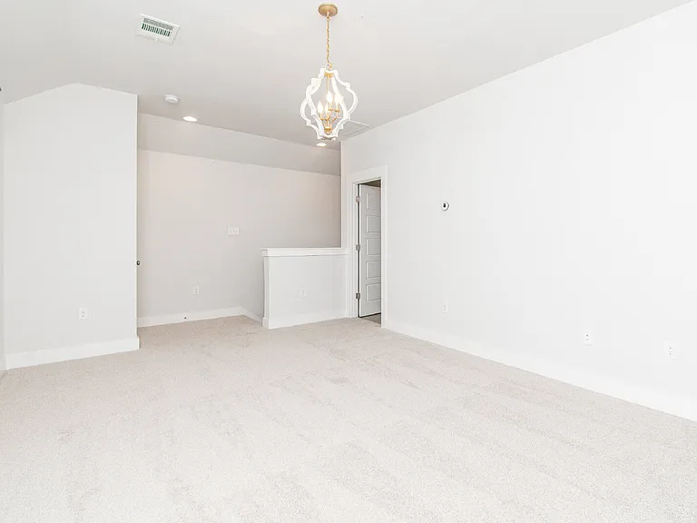 308 Saturnia Dr — Photo 24