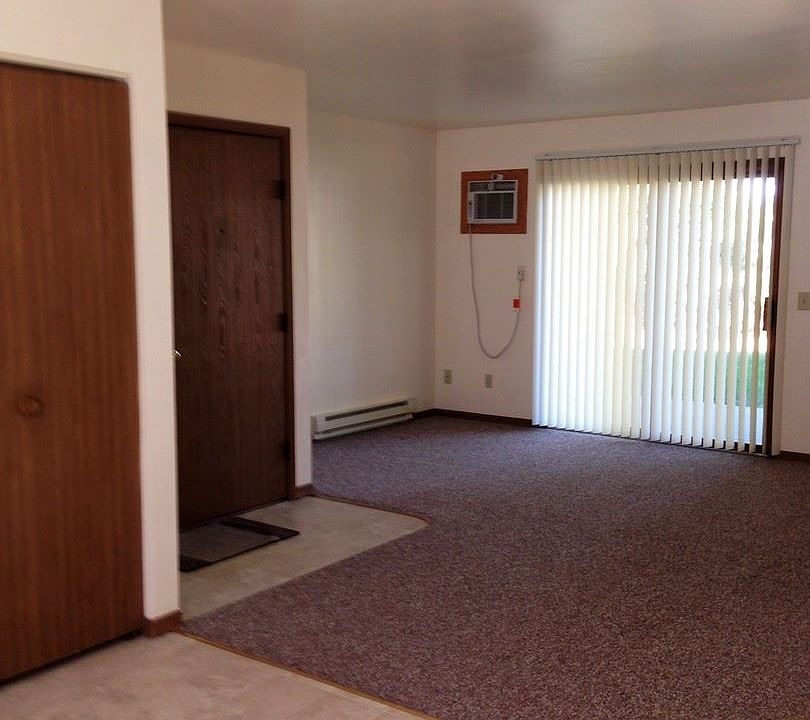 2nd image of 3229 Randolph Rd