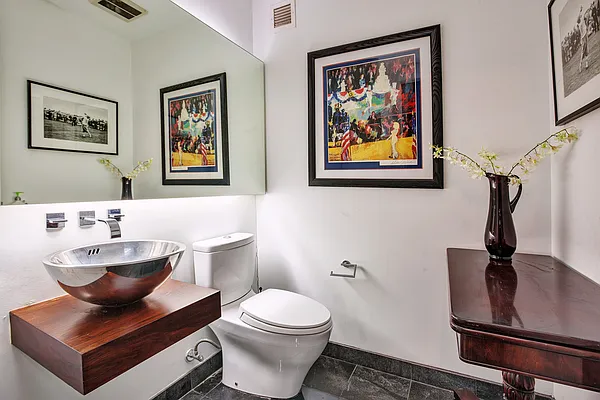 Rented by New York Residence | media 42