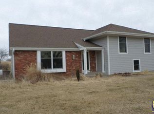 8920 SW 37th St, Topeka, KS 66614