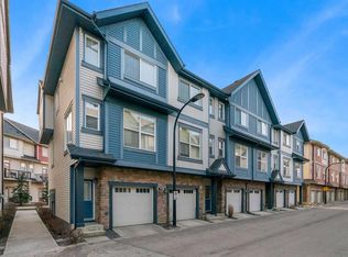 221 NE New Brighton Row SE, Calgary, AB T2Z 1B9