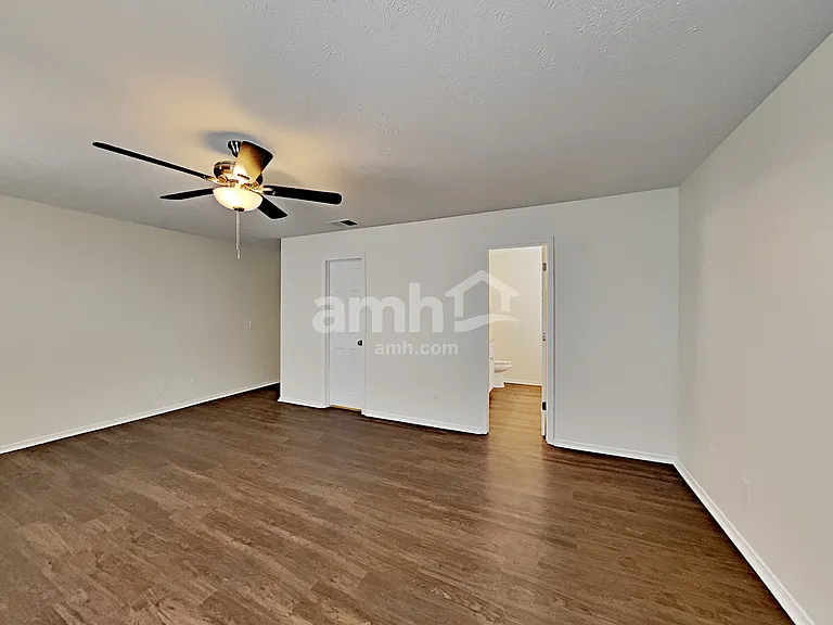 5209 Sunsail Dr — Photo 12