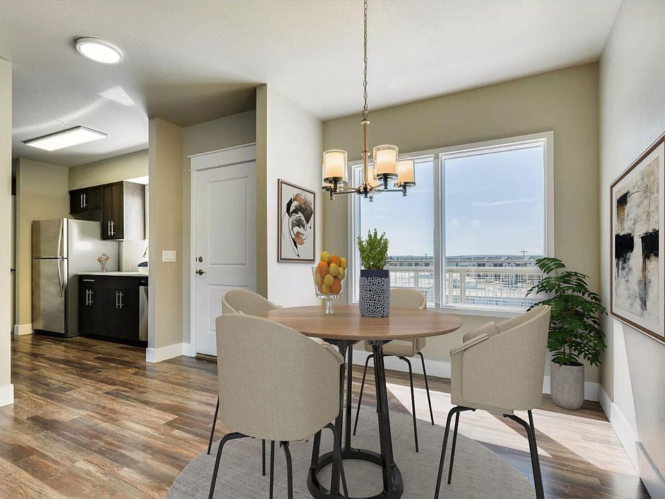 Warm Springs Apartments - 2214 E Goodman St Boise ID | Zillow