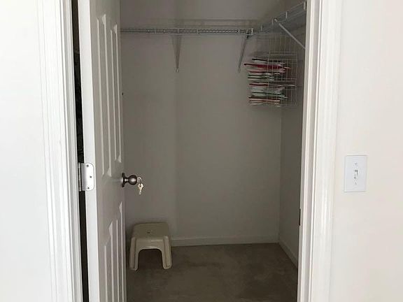 Master Bedroom Closet 