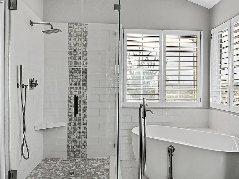 2571 Cherry Hills Dr — Photo 19