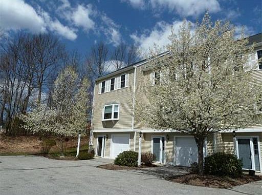 1st image of 29 Whittier Meadows Dr