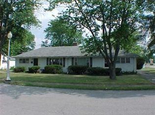 661-663 W Fleming Blvd, Rensselaer, IN 47978