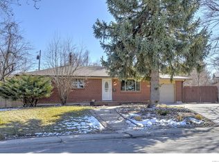 6706 Gray Ct, Arvada, CO 80003