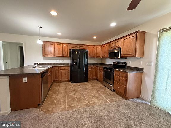2nd image of 129 Creek View Dr