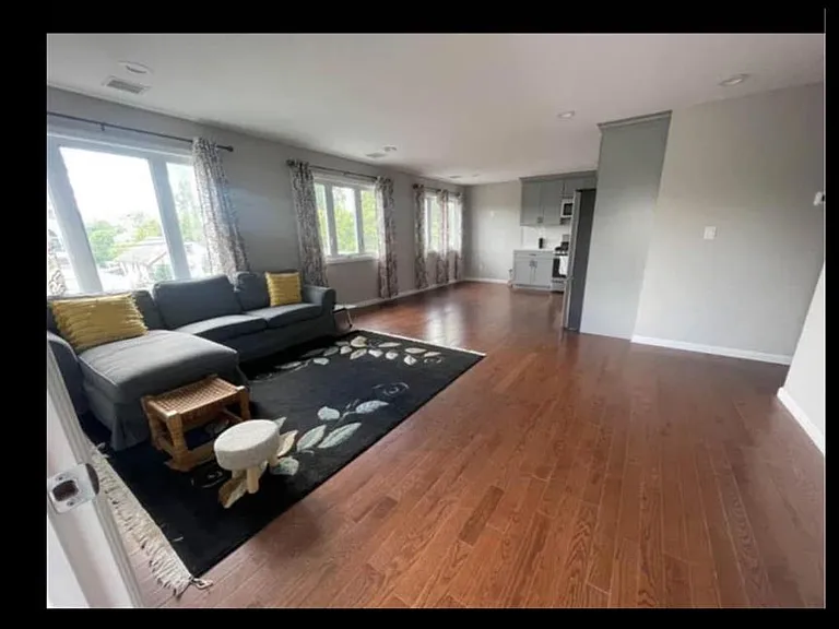 84 Commonwealth Ave — Photo 6